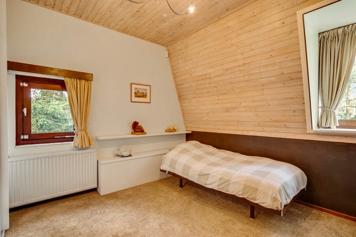 Photo 34 of Valkenlaan 17