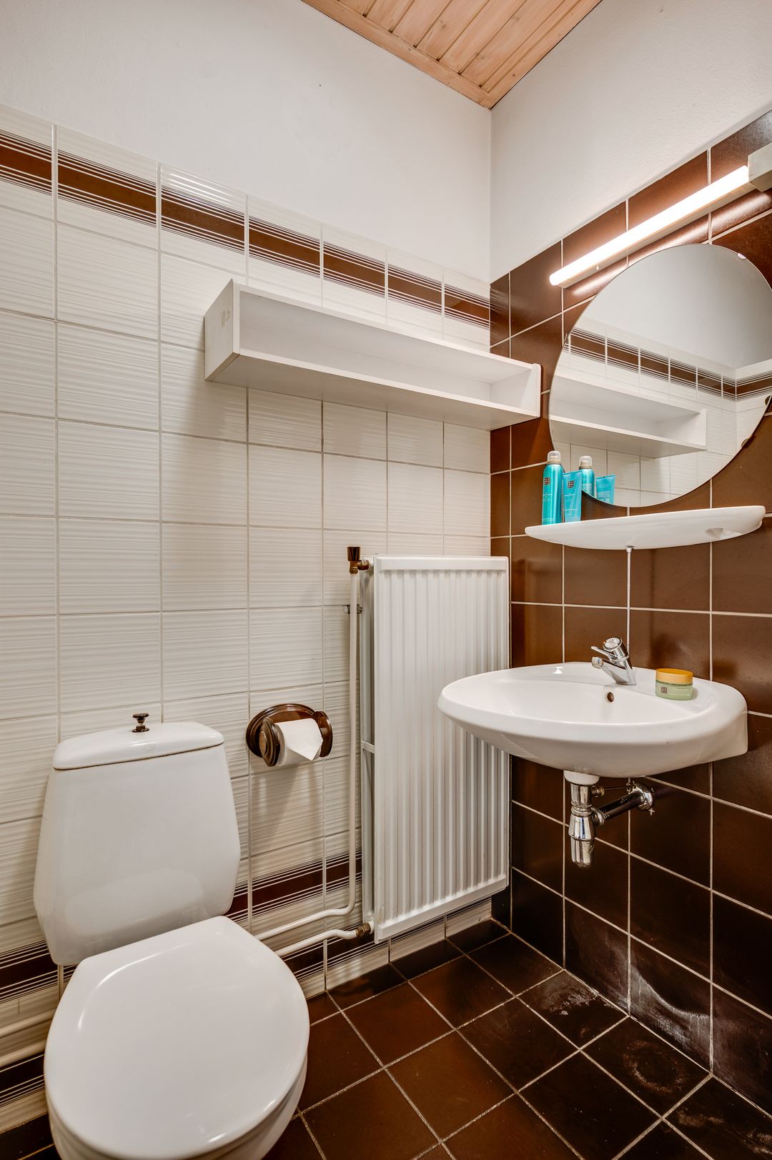 Photo 41 of Valkenlaan 17