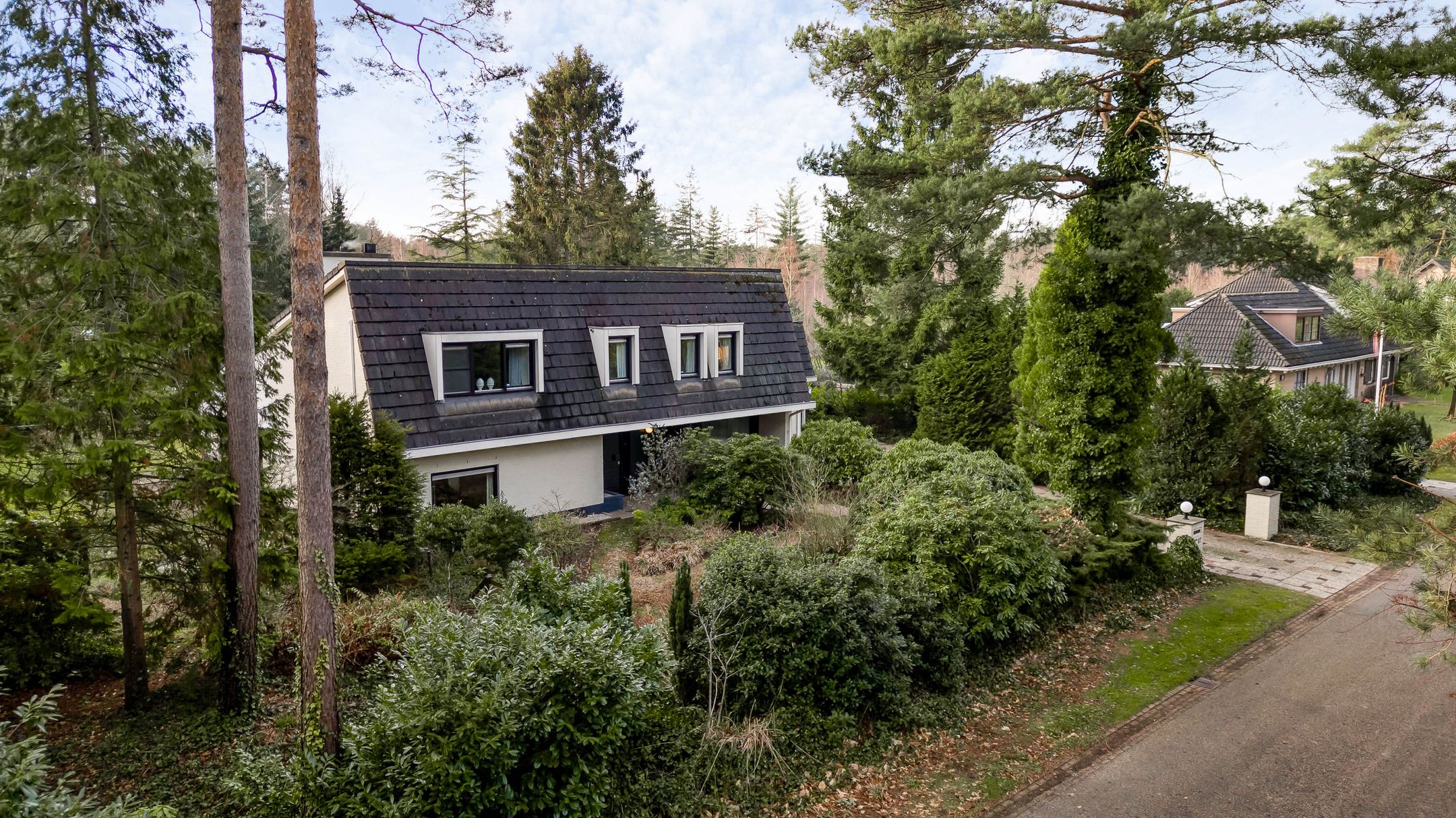 Photo 51 of Valkenlaan 17