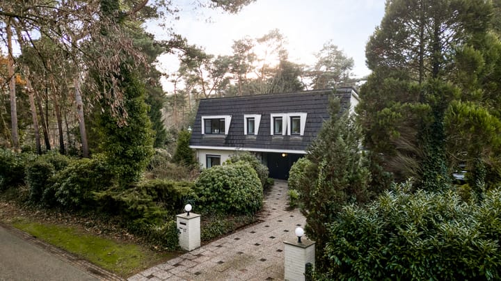 Photo 52 of Valkenlaan 17