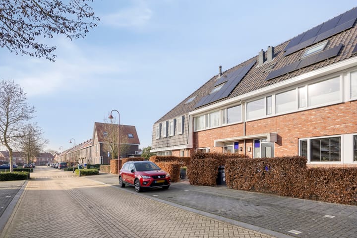 Photo 2 of Tijsselinglaan 28