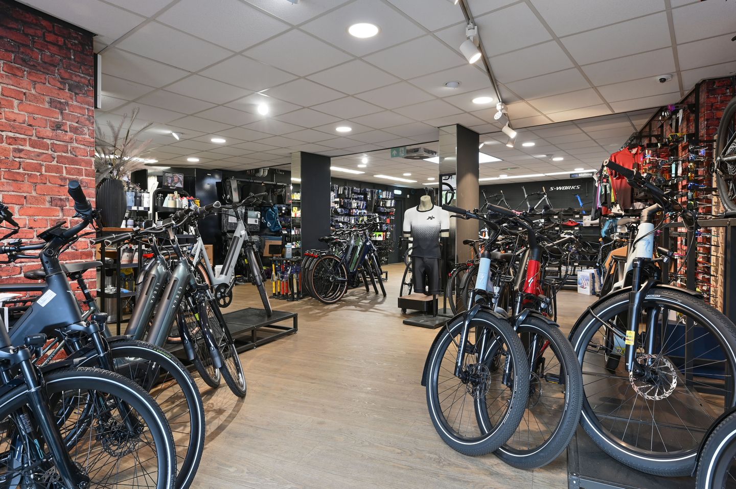 View photo 4 of Kerkstraat 27