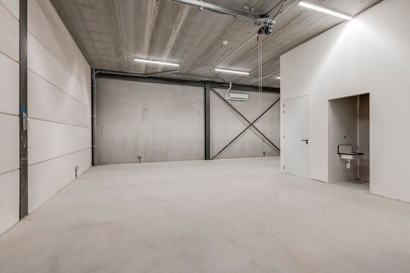 Bekijk foto 2 van Textielweg 16-05