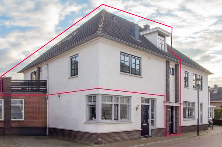 Photo 36 of Benedendorpsstraat 14-A