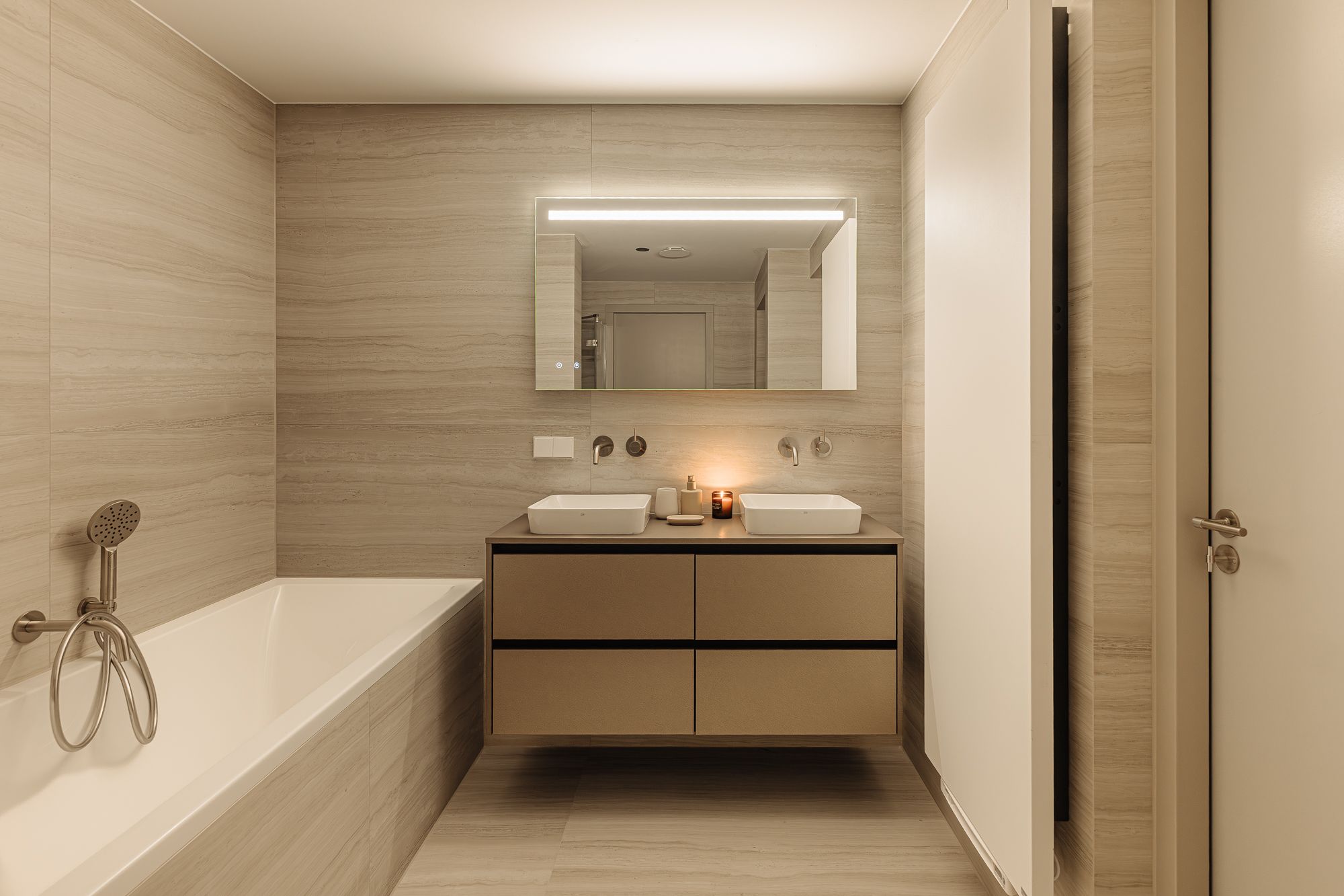 Foto 21 van Van Leijenberghlaan 96