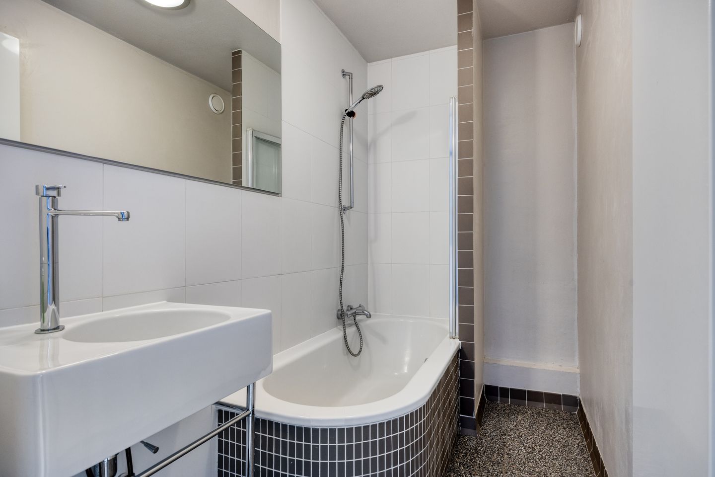 Foto 14 van Rodderikweg 17