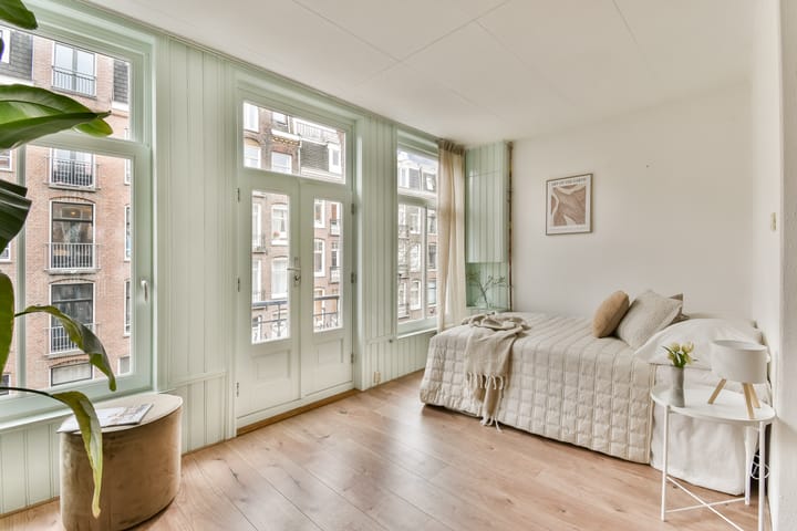 Photo 4 of Brederodestraat 22-2