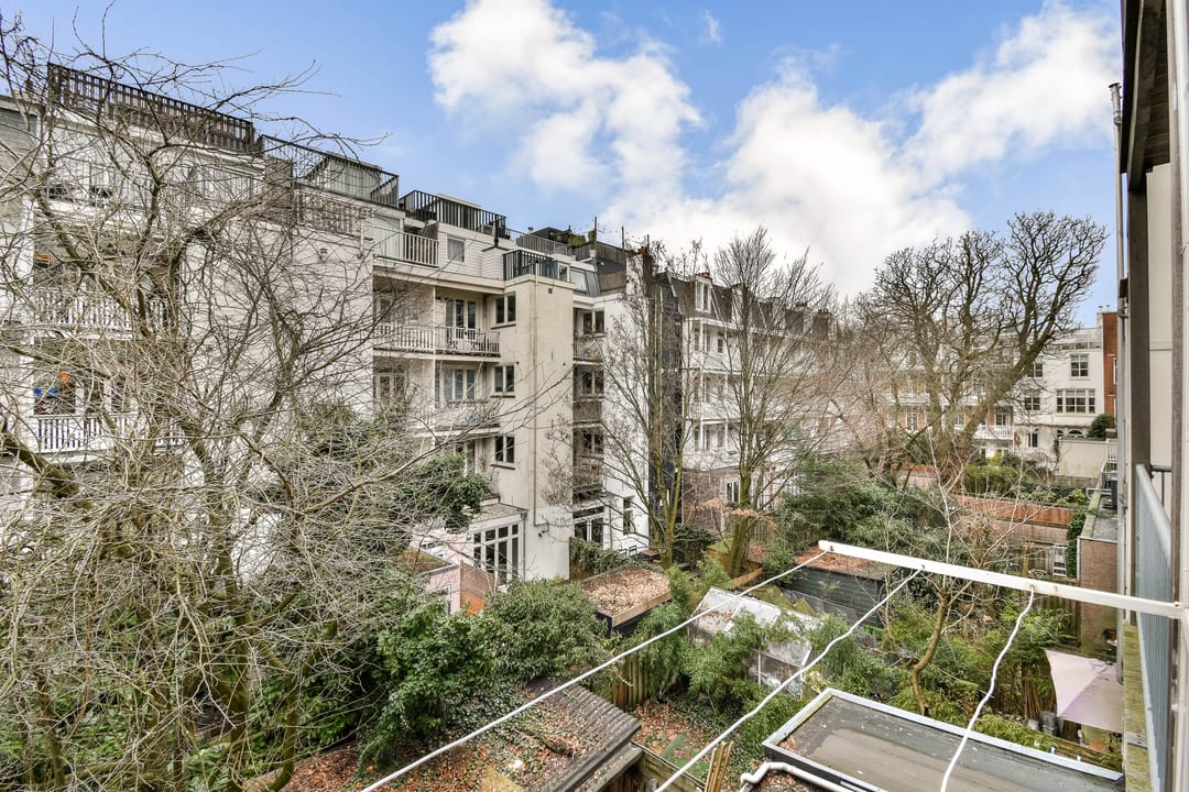 Photo 22 of Brederodestraat 22-2