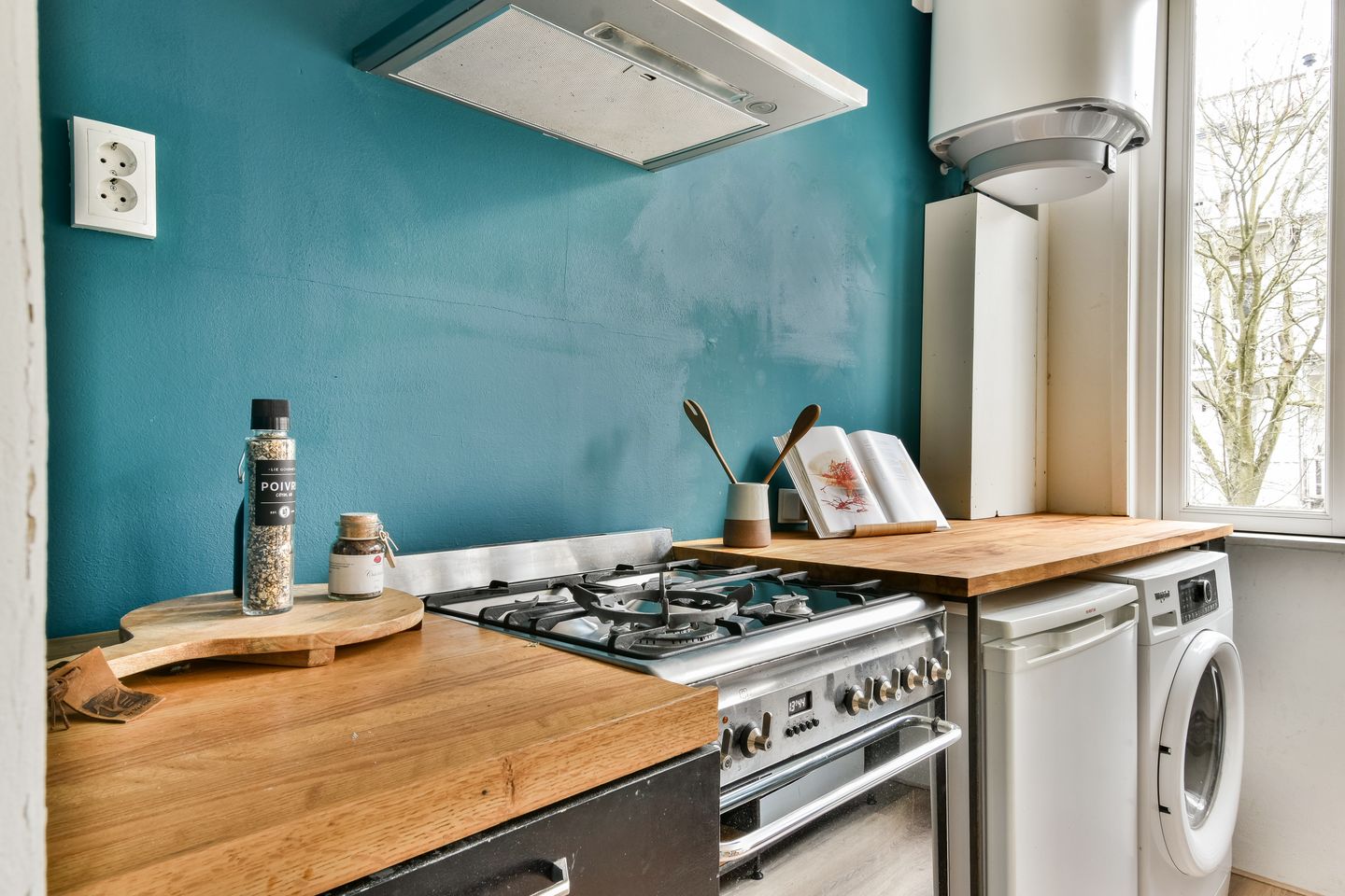 Photo 14 of Brederodestraat 22-2