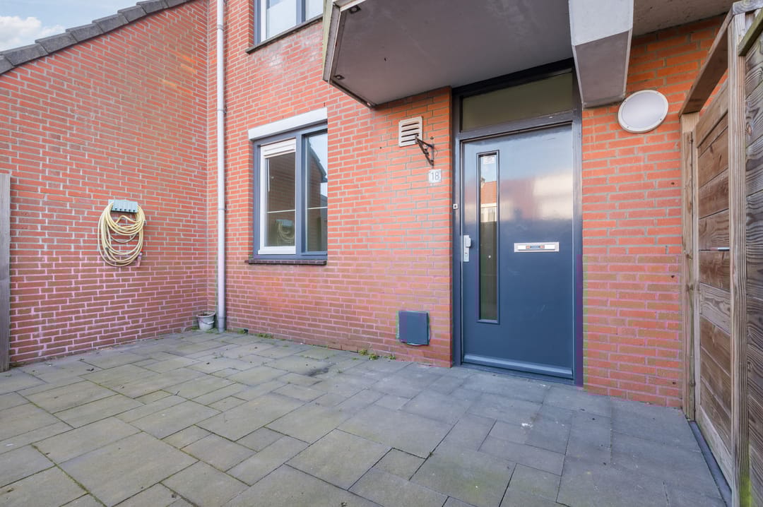 Foto 11 van Pollux 18