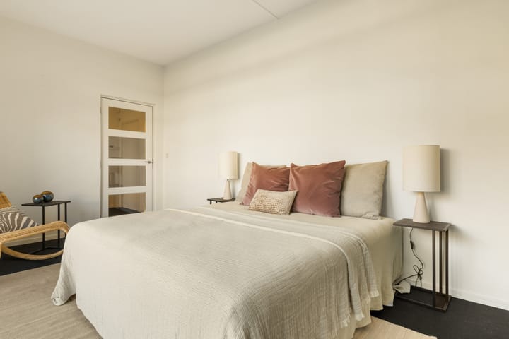 Photo 25 of Surinameplein 10-H