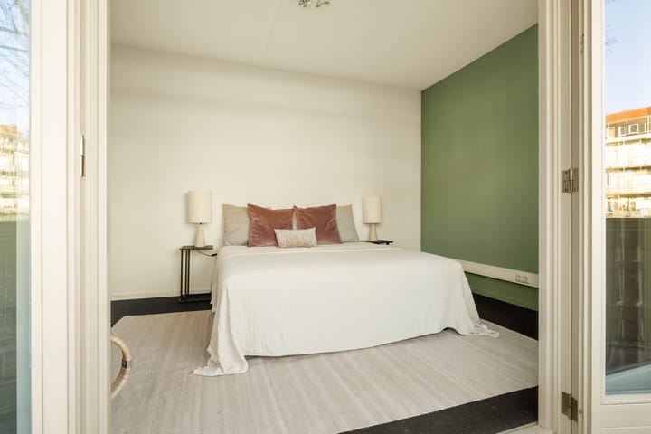 Photo 26 of Surinameplein 10-H