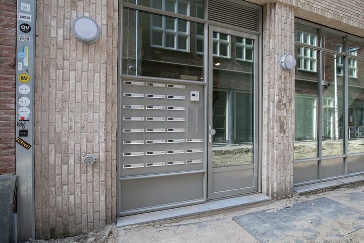 Photo 2 of Wijdesteeg 62