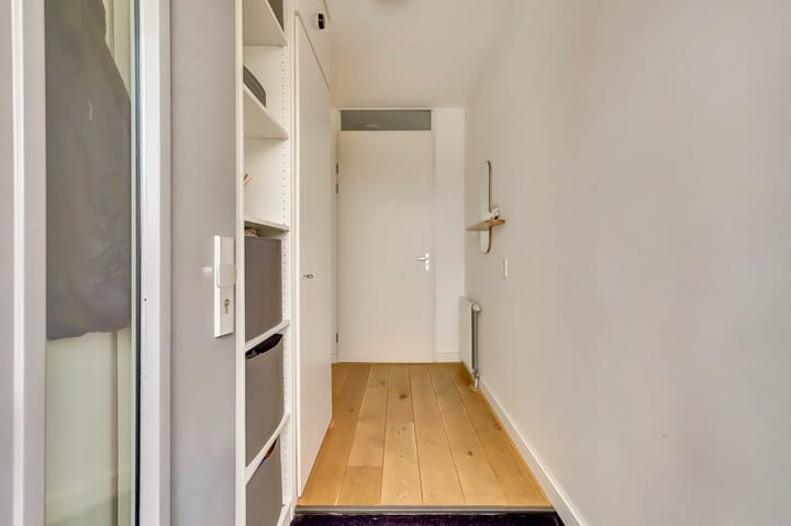 Photo 3 of Dotterbloemkade 34