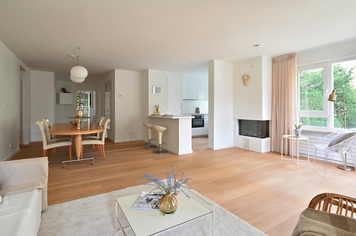 Photo 5 of Julianalaan 4-0102