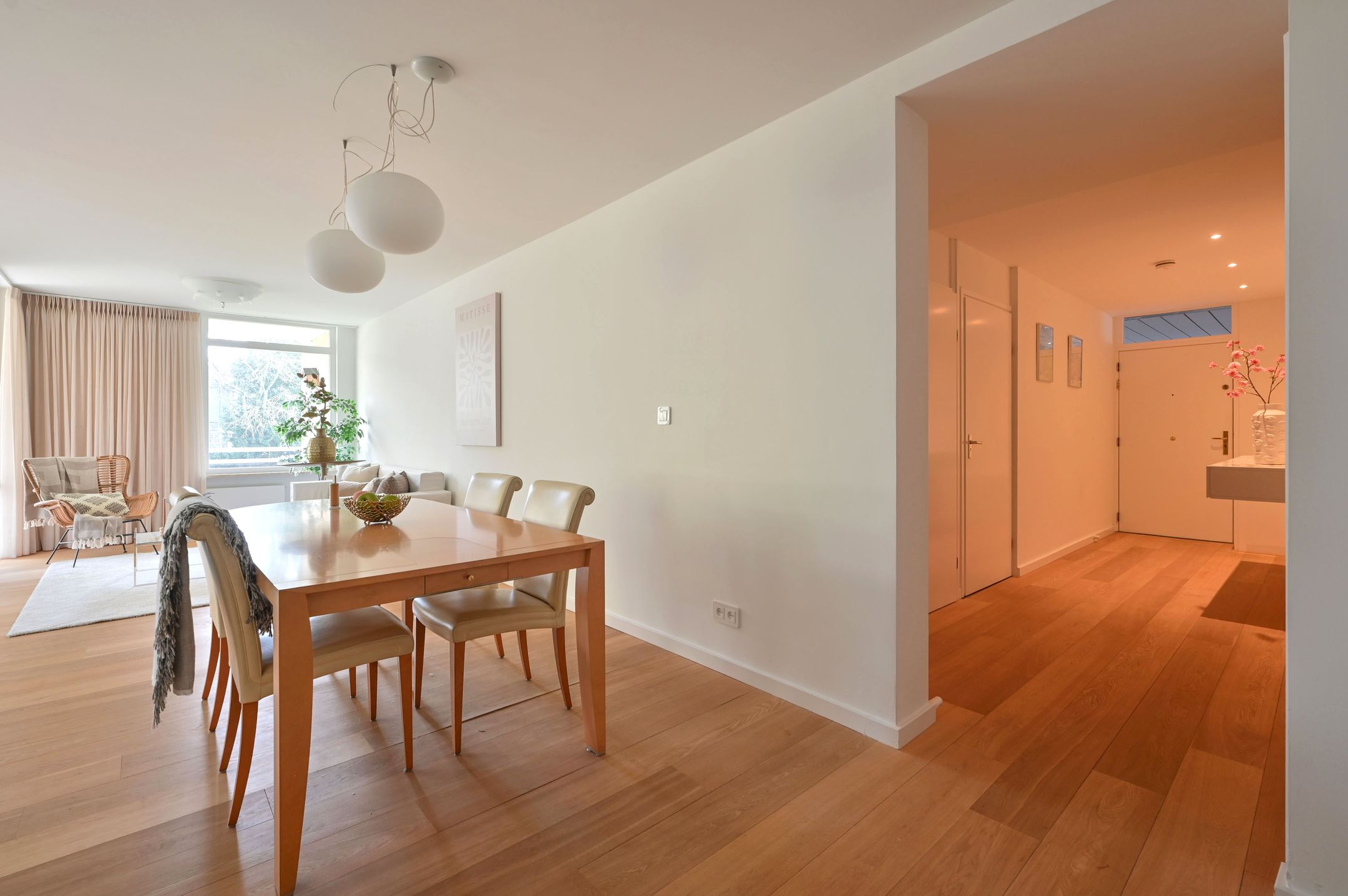 Foto 6 van Julianalaan 4-0102