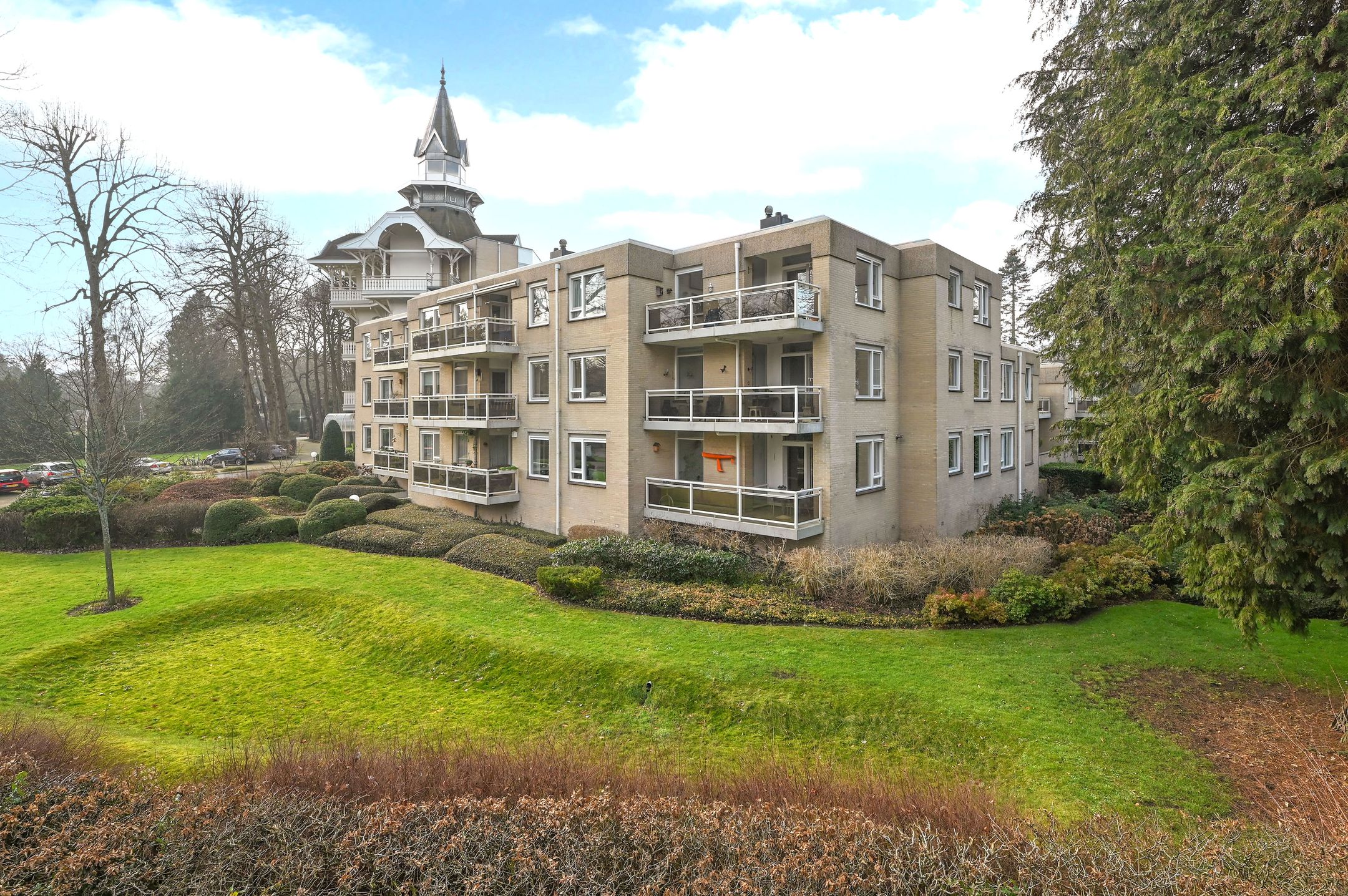 Foto 24 van Julianalaan 4-0102