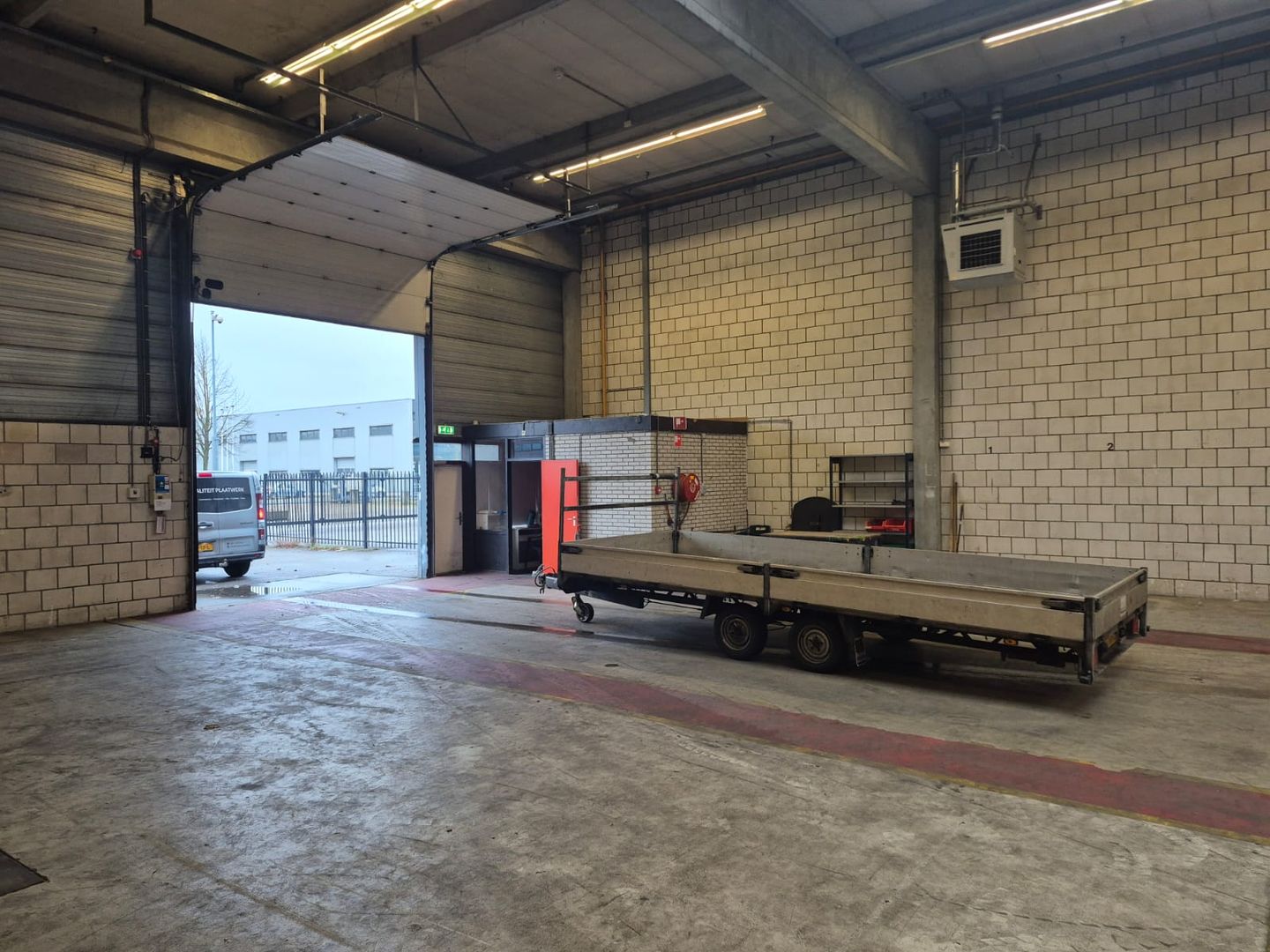 View photo 4 of Kruisbroeksestraat 15