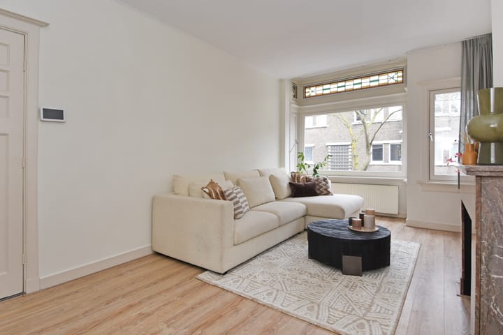 Photo 10 of Van Heutszstraat 161