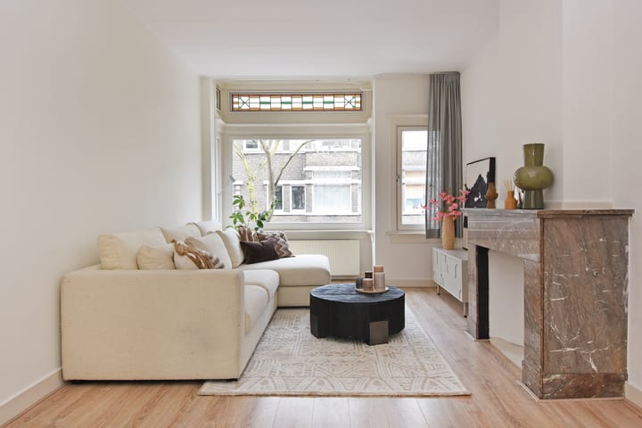 Photo 11 of Van Heutszstraat 161