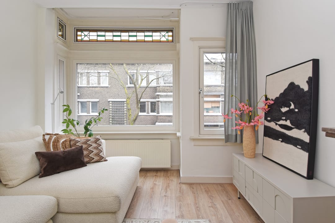 Foto 13 van Van Heutszstraat 161