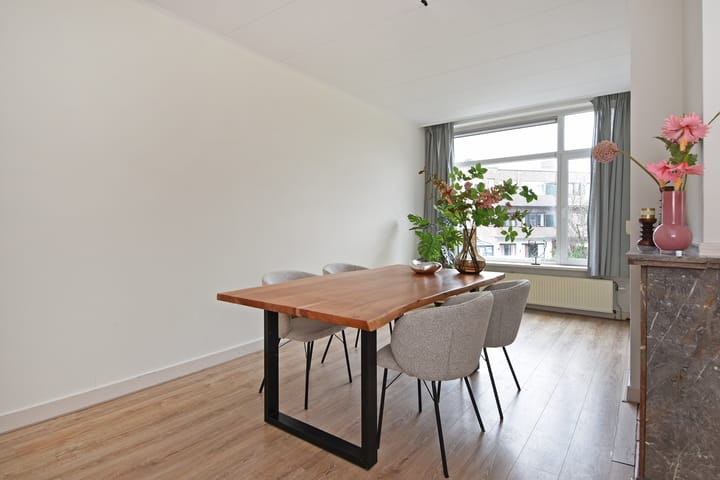 Photo 20 of Van Heutszstraat 161