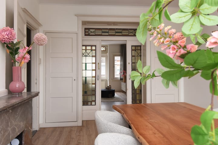 Photo 24 of Van Heutszstraat 161