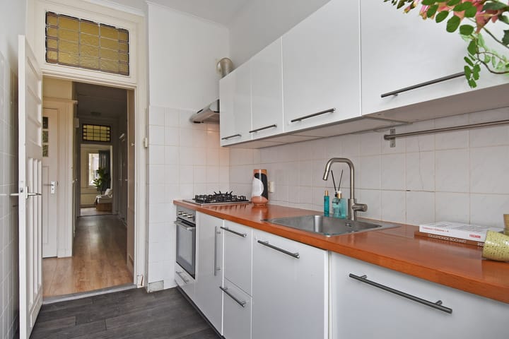 Photo 31 of Van Heutszstraat 161