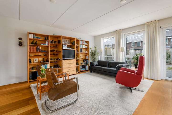 Foto 4 van Distelvlinder 13