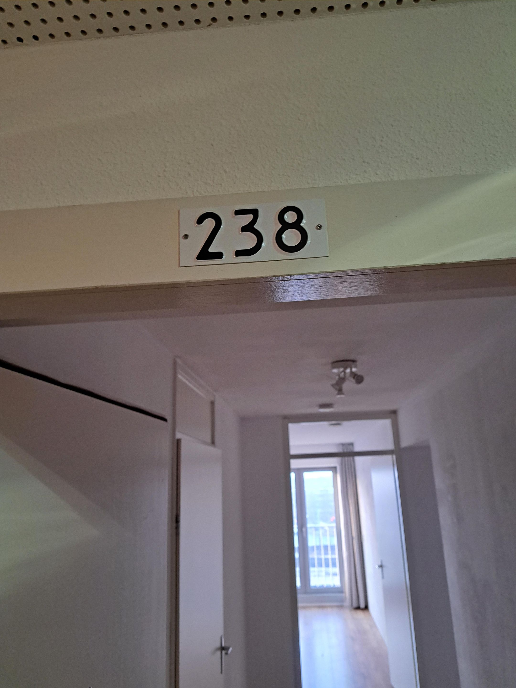 Foto 6 van Veembroederhof 238