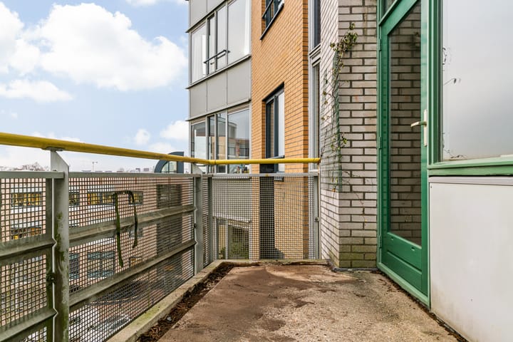 Photo 11 of Henriëtte Roland Holststraat 114