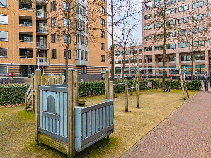 Photo 24 of Henriëtte Roland Holststraat 114