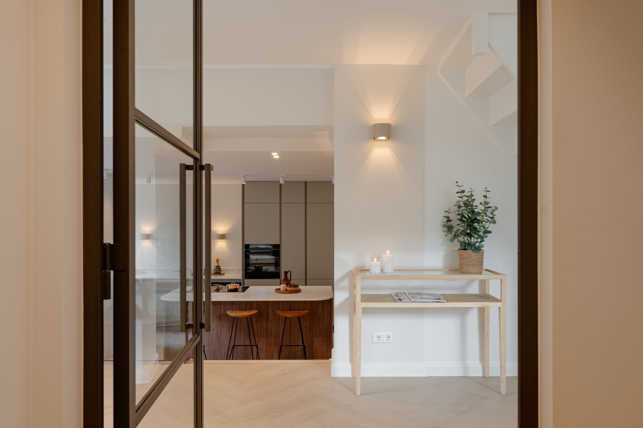 Photo 36 of Eerste Helmersstraat 34