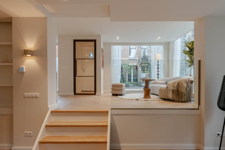 Photo 4 of Eerste Helmersstraat 34