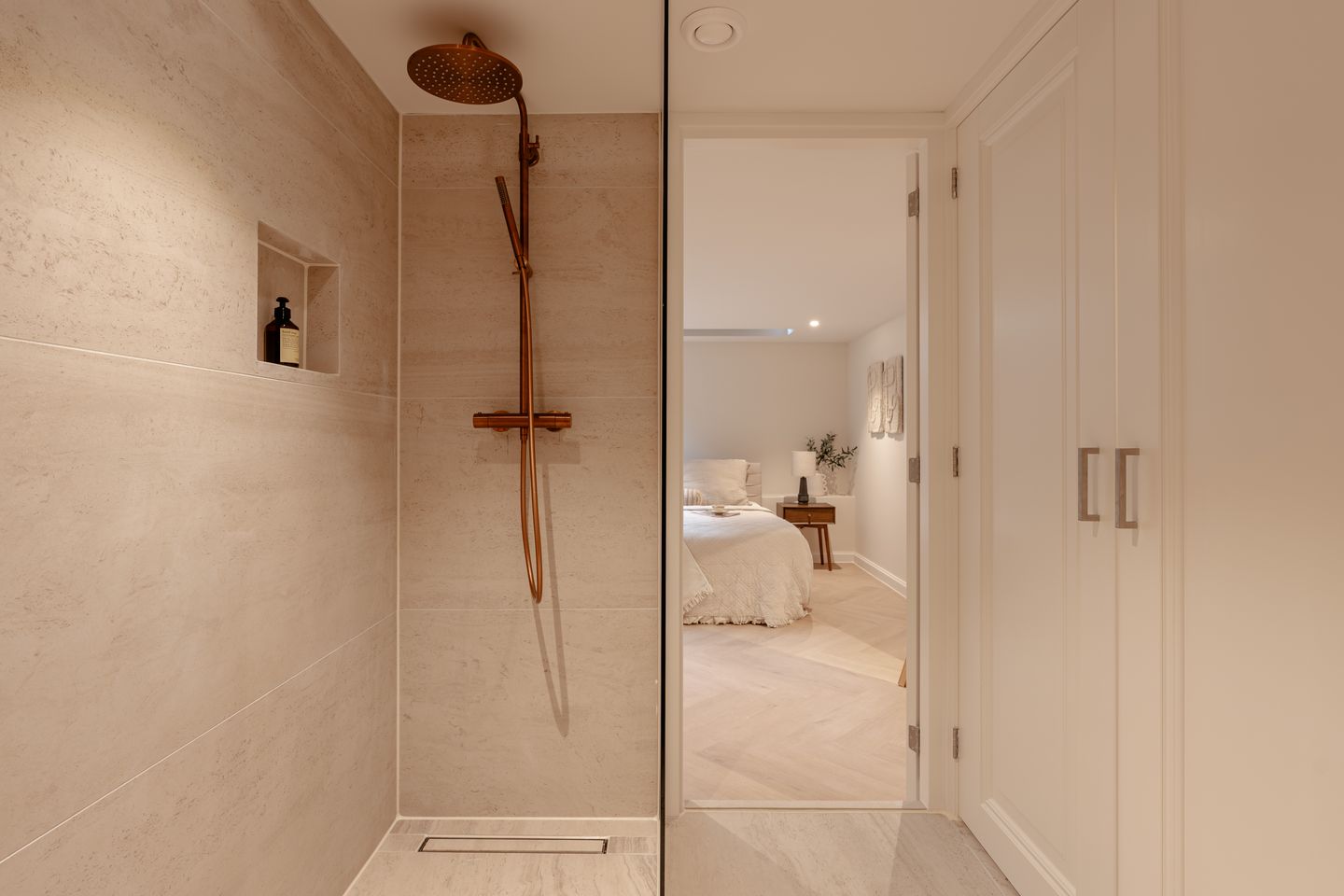 Photo 34 of Eerste Helmersstraat 34