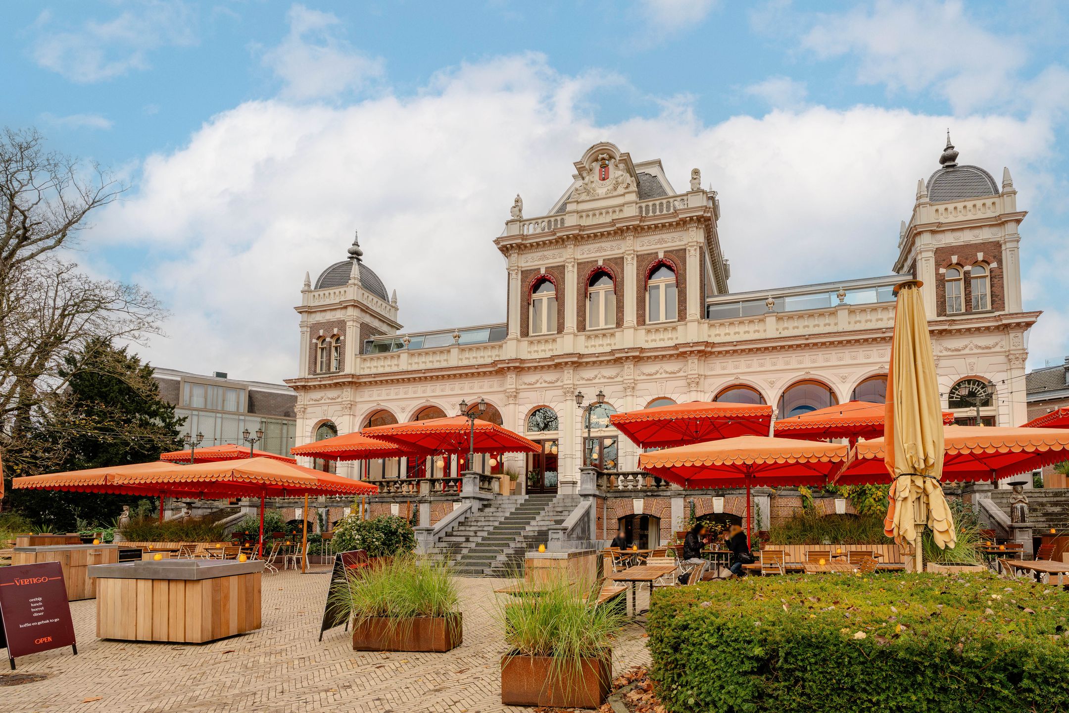 Photo 45 of Eerste Helmersstraat 34