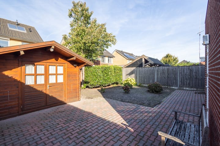 Photo 32 of Rozemarijn 14