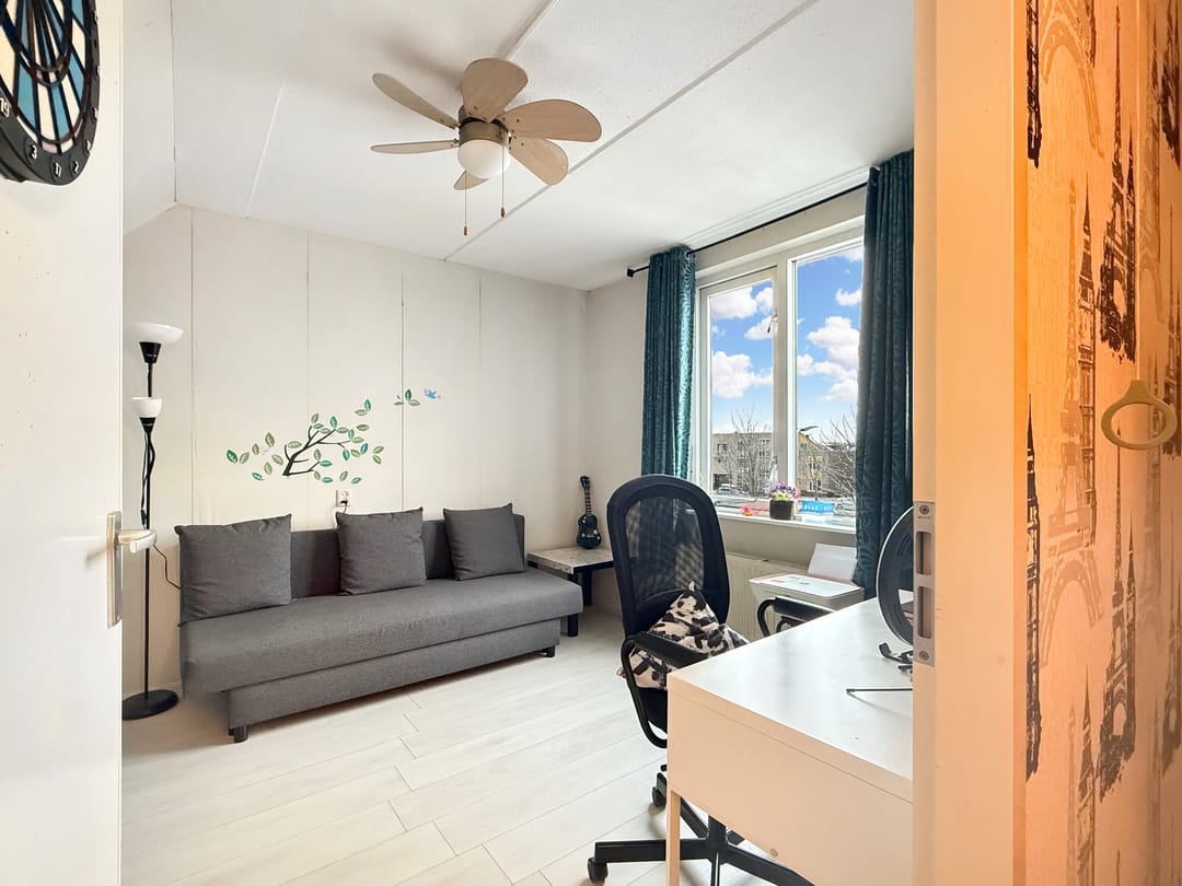 Foto 16 van Reina Prinsen Geerligsdreef 35