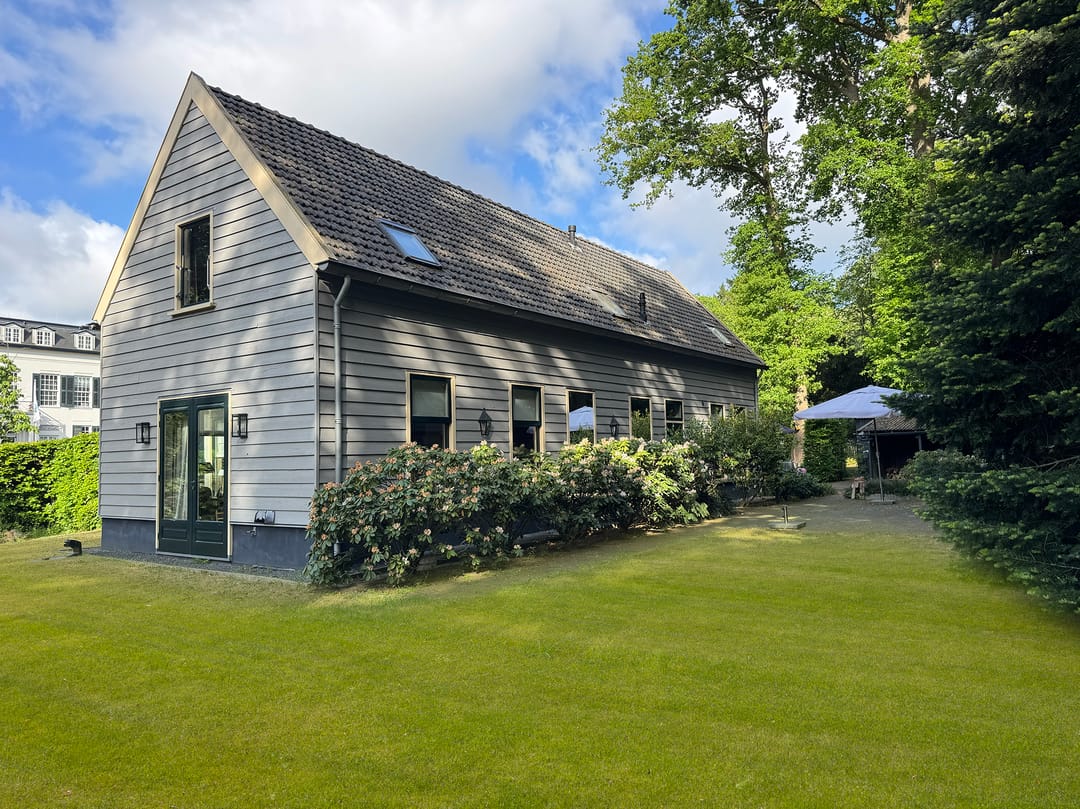 Foto 2 van Naarderstraat 80