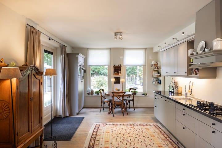 Foto 8 van Naarderstraat 80