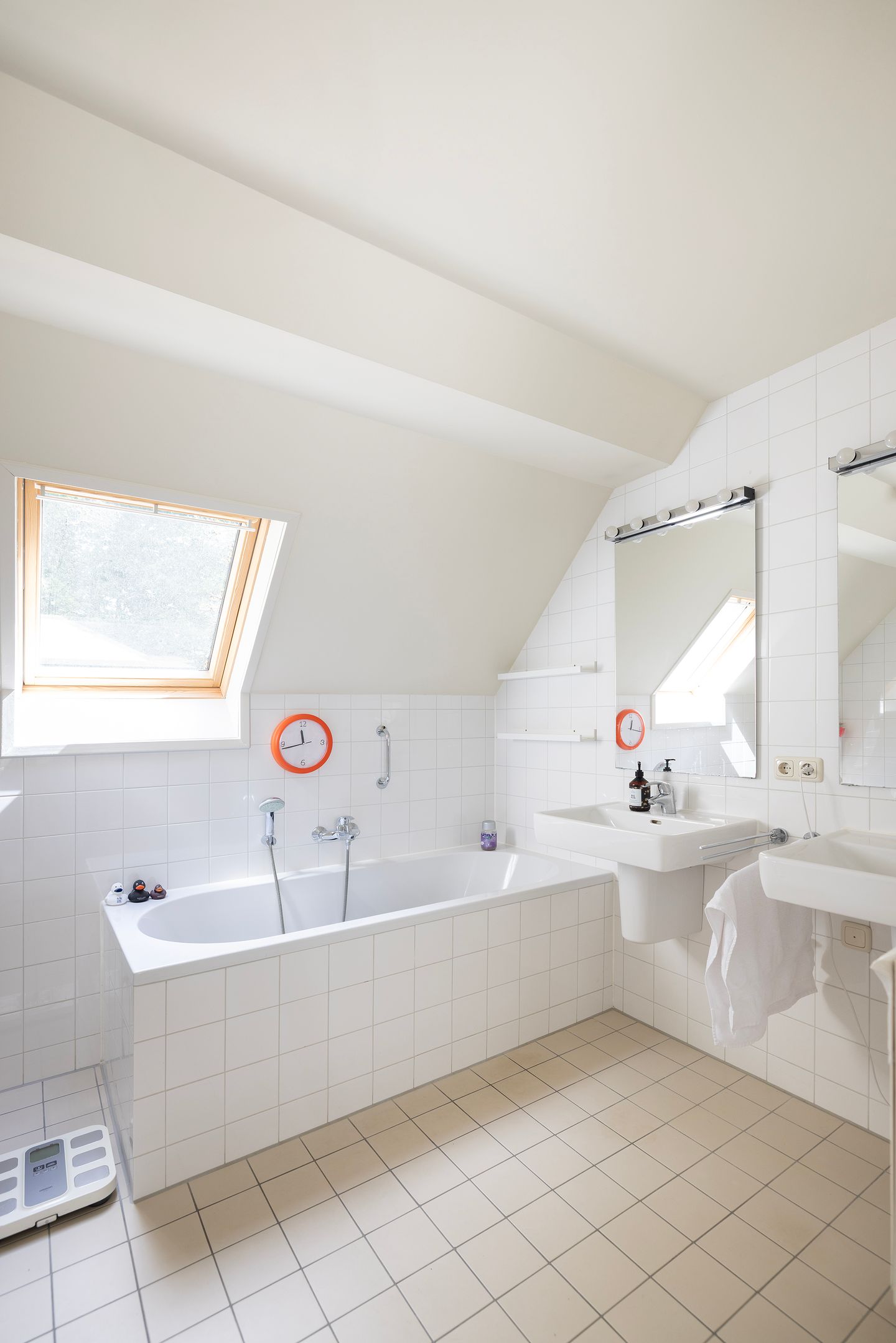 Foto 19 van Naarderstraat 80