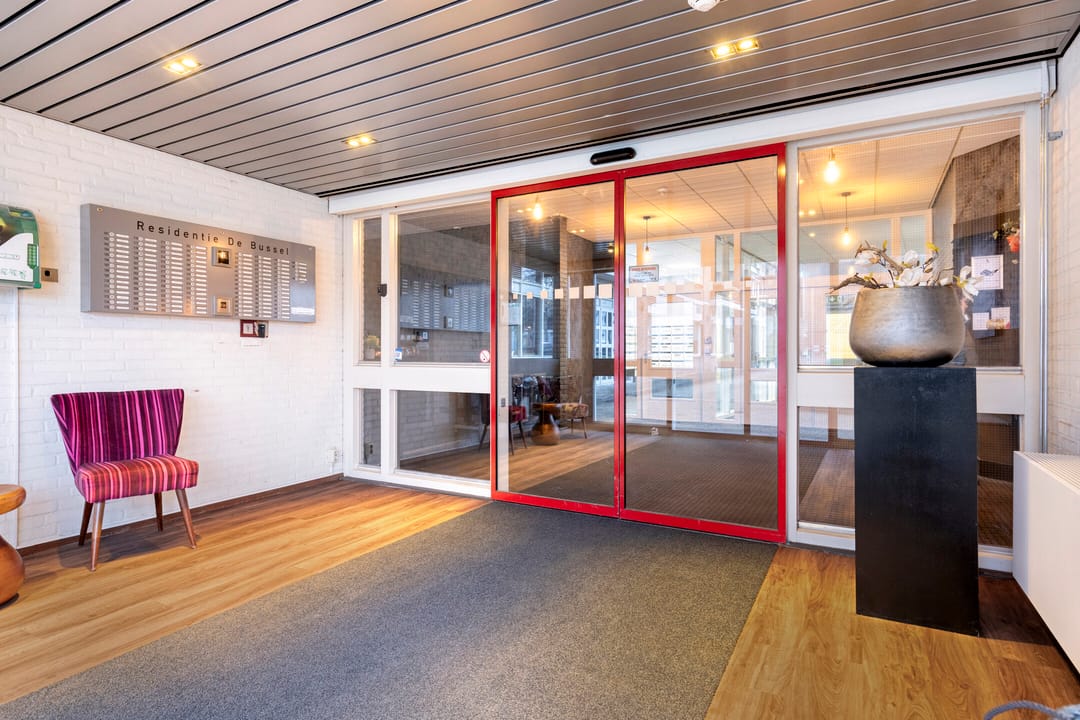 Foto 23 van Waterlooplein 208