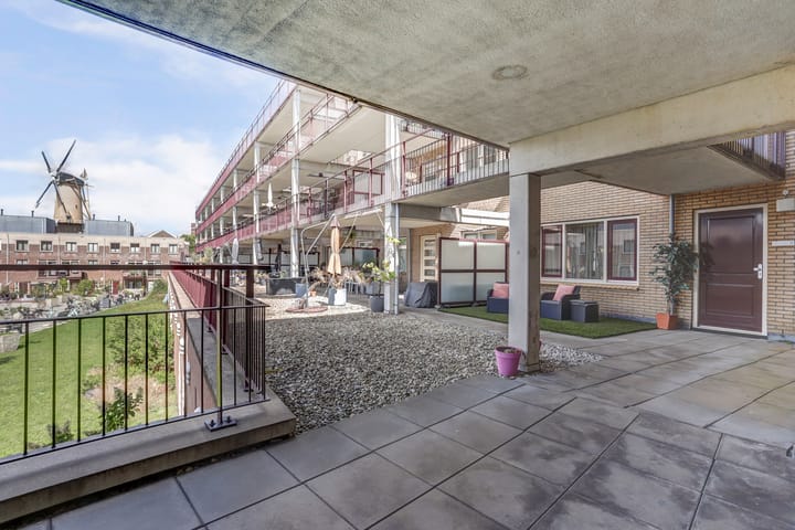 Photo 35 of Land van Belofte 8