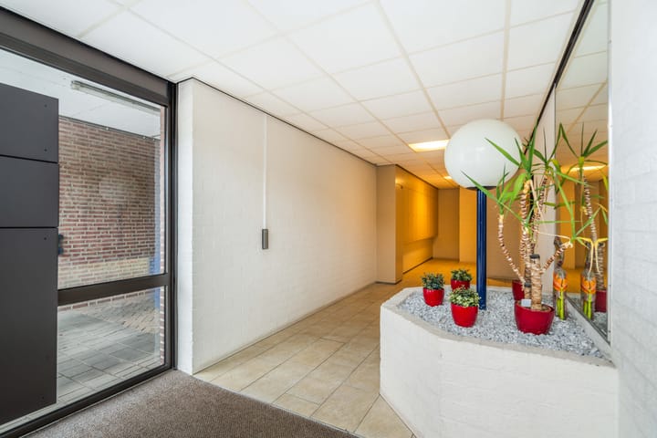 Foto 9 van Parallelweg 33