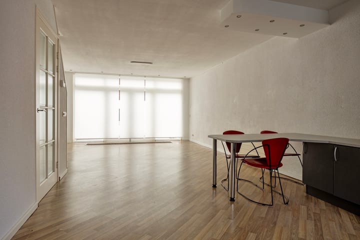 Photo 2 of Willemstraat 25