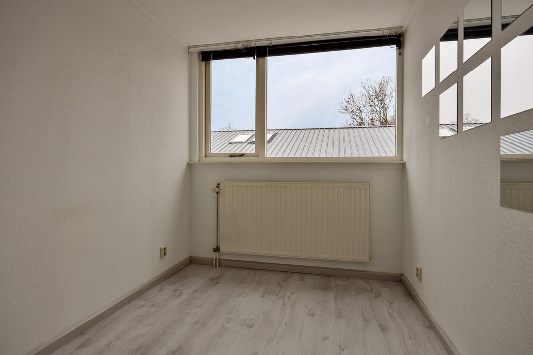 Photo 16 of Willemstraat 25