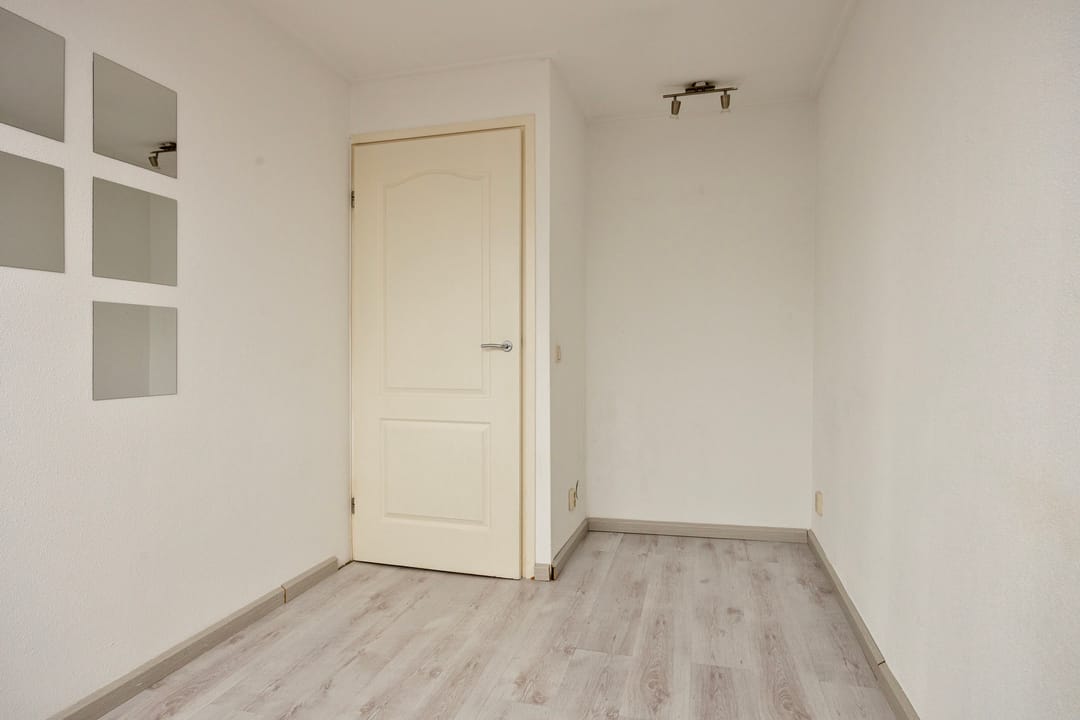 Photo 17 of Willemstraat 25