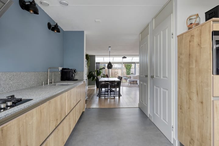 Foto 11 van Keizersmantel 21