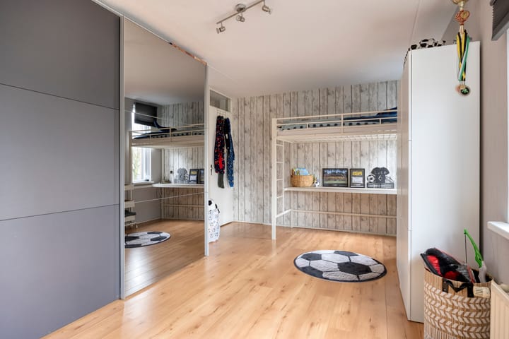 Foto 18 van Keizersmantel 21