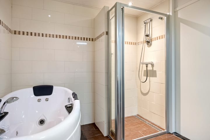 Foto 20 van Keizersmantel 21